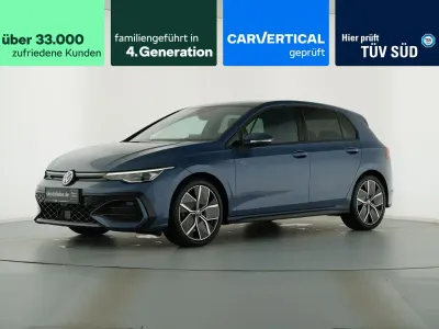 Gebraucht VW Golf VIII R-line 150 PS (110 kW) 2024 Anemonenblau metallic Limousine