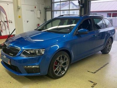 Modra race/race blue Gebraucht 2015 Skoda Octavia RS Kombi | 16.999 € (Teuer)