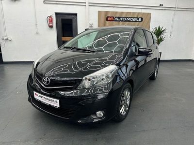 Gebraucht Toyota Yaris Edition 69 PS (50 kW) 2014 Schwarz Kleinwagen