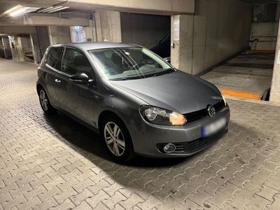 gebraucht VW Golf VI - 1.2 TSI 63 kW MATCH