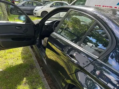 Gebraucht BMW 320 170 PS (125 kW) 2008 Schwarz Limousine