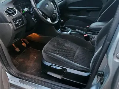 Brugt Ford Focus 2005 Grå Stationcar