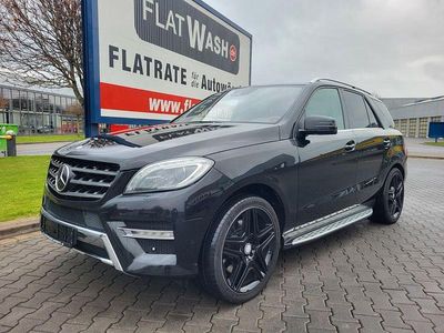 Schwarz Gebraucht 2012 Mercedes ML350 AMG SUV | 13.900 € (Fairer Preis)