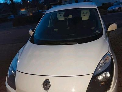 Weiß Gebraucht 2011 Renault Scénic Van / Kleinbus | 4.500 € (Superpreis)