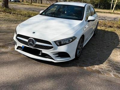 Usata Mercedes A180 AMG line 136 CV (100 kW) 2019 Bianco Berlina