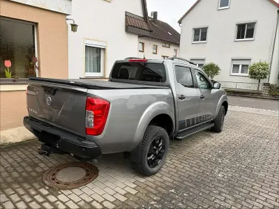 Gebraucht Nissan Navara N-Guard 140 PS (102 kW) 2021 Grau Pickup