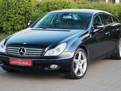 Usata Mercedes CLS500 306 CV (225 kW) 2005 Blu Berlina
