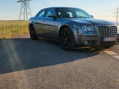 Gebraucht Chrysler 300C 177 PS (130 kW) 2010 Grau Limousine