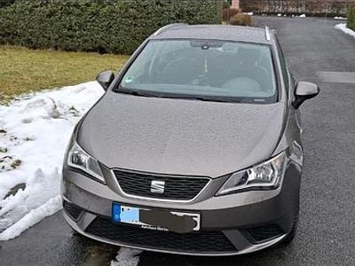Grau Gebraucht 2016 Seat Ibiza ST Style Kombi | 7.500 € (Fairer Preis)