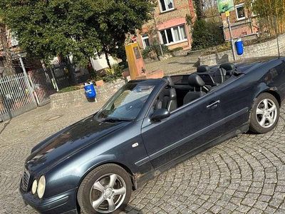 Gebraucht Mercedes CLK320 Avantgarde 218 PS (160 kW) 1999 Cabrio