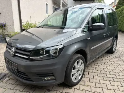 Gebraucht VW Caddy Trendline 102 PS (75 kW) 2016 Grau Van / Kleinbus