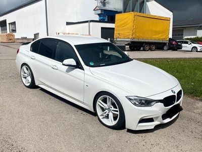 gebraucht BMW 318 F30 d M Paket ab Werk