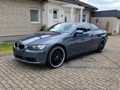 Gebraucht BMW 320 Cabriolet 170 PS (125 kW) 2007 Grau Cabrio