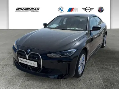 Usata BMW i4 210 kW (286 CV) 2023 Nero Berlina