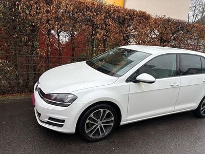 Gebraucht VW Golf VII Allstar 125 PS (91 kW) 2016 Weiß Limousine