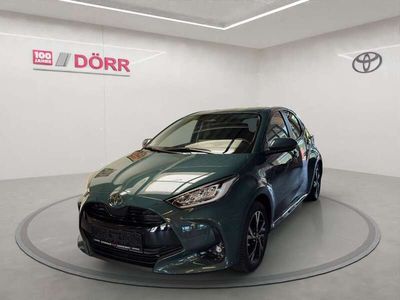 Neu Toyota Yaris Hybrid 116 PS (85 kW) 2025 Everest green metallic Kleinwagen