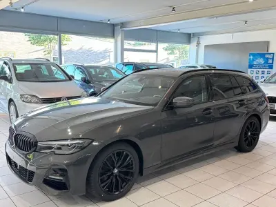 Gebraucht BMW 320 M Sport 190 PS (139 kW) 2022 Grau Kombi