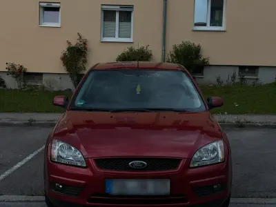 Gebraucht Ford Focus 101 PS (74 kW) 2008 Andere farben Kleinwagen