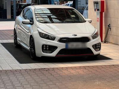 Kia ProCeed GT