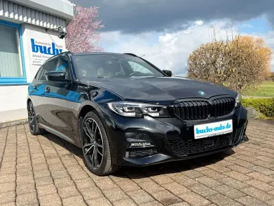 Używany BMW 330e M Sport 309 KM (227 kW) 2022 Czarny Kombi