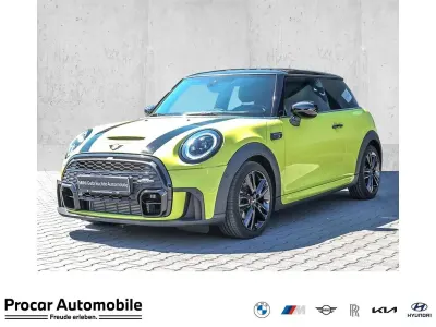 Gebraucht Mini John Cooper Works 178 PS (130 kW) 2023 Gelb Kleinwagen