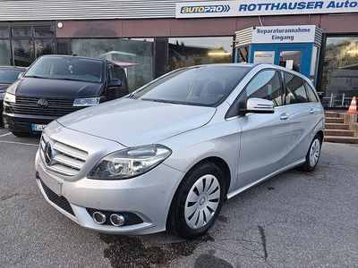 Occasion Mercedes B180 109 PK (80 kW) 2014 Zilver MPV