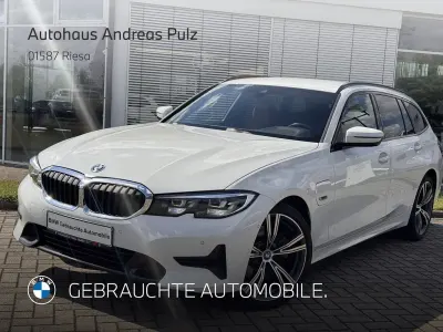 Gebraucht BMW 320e Sport Line 204 PS (150 kW) 2022 Weiß Limousine