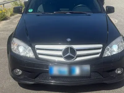 Gebraucht Mercedes C220 Avantgarde 170 PS (125 kW) 2008 Schwarz Kombi