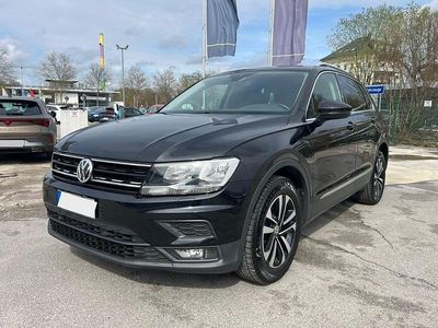 Gebraucht VW Tiguan IQ Drive 150 PS (110 kW) 2020 Schwarz SUV