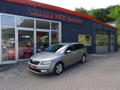 Gebraucht Skoda Octavia Ambition 150 PS (110 kW) 2015 Beige Kombi