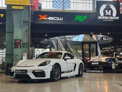 Porsche 718 Cayman GT4