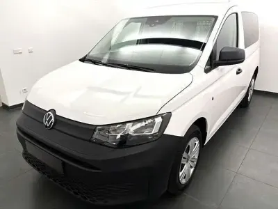 Gebraucht VW Caddy 75 PS (55 kW) 2022 Weiß Van / Kleinbus