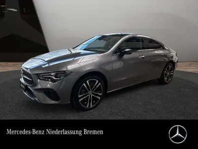 Gebraucht Mercedes CLA250e Night 163 PS (119 kW) 2024 Grau Limousine