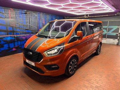 Gebraucht Ford Tourneo 185 PS (136 kW) 2020 Orange Kombi