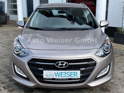 gebraucht Hyundai i30 1.4 Kombi aus 1. Hand