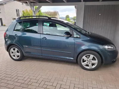 Gebraucht VW Golf Plus Cross United 122 PS (89 kW) 2008 Blau Limousine