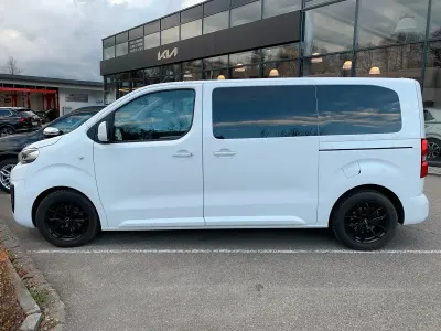 Gebraucht Peugeot Traveller Business-Line 150 PS (110 kW) 2020 Weiß Van / Kleinbus