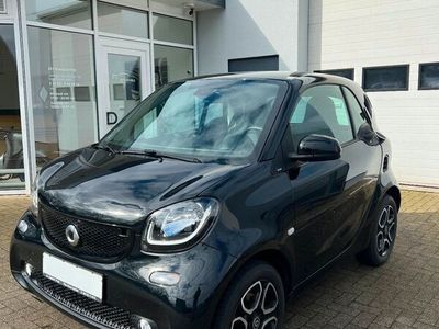 gebraucht Smart ForTwo Coupé 2016 90PS Turbo *54500km* SHZ,Glasdach,Touch