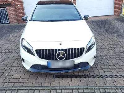 Gebraucht Mercedes A180 122 PS (89 kW) 2016 Weiß Kleinwagen