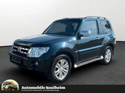 Gebraucht Mitsubishi Pajero Edition 200 PS (147 kW) 2014 Grün SUV