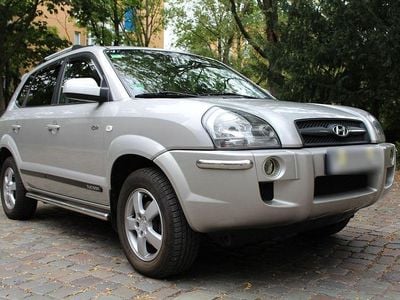 Usado Hyundai Tucson GLS 175 HP (128 kW) 2006 Bege SUV