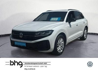 Weiß Gebraucht 2024 VW Touareg R-line SUV | 68.480 € (Guter Preis)