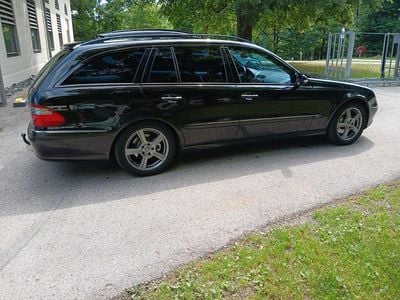 Mercedes E320
