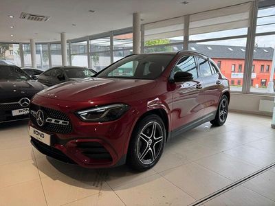 Gebraucht Mercedes GLA200 AMG 150 PS (110 kW) 2024 Rot SUV