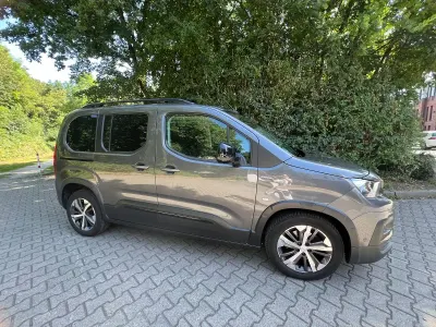 Gebraucht Peugeot Rifter Allure 131 PS (96 kW) 2020 Grau Van / Kleinbus