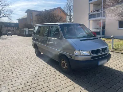 Gebraucht VW Multivan 102 PS (75 kW) 1999 Silber Van / Kleinbus