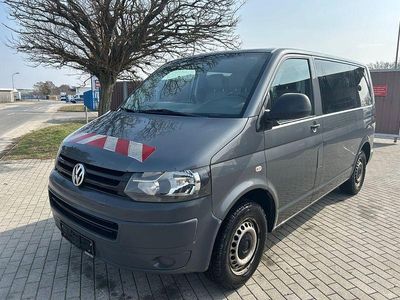 Gebraucht VW Transporter 102 PS (75 kW) 2010 Grau Van