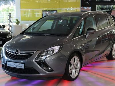 Karbon silber/shiny grey Gebraucht 2016 Opel Zafira Tourer Innovation Van / Kleinbus | 11.750 € (Etwas zu teuer)
