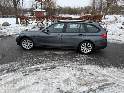 Grau Gebraucht 2018 BMW 330 Sport Line Kombi | 24.700 € (Teuer)
