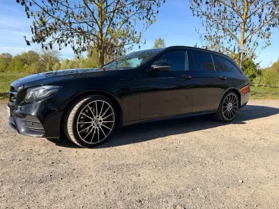 Gebraucht Mercedes E400 AMG 340 PS (250 kW) 2019 Schwarz Kombi
